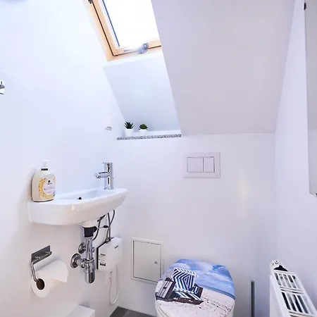 Apartment 17 5, Weidenweg 22 E